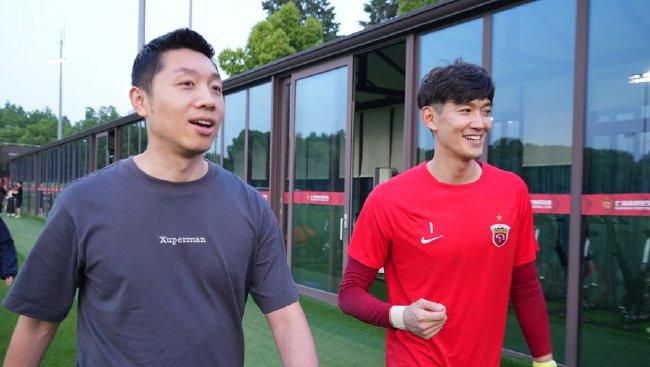 欧美成人精品免费播放