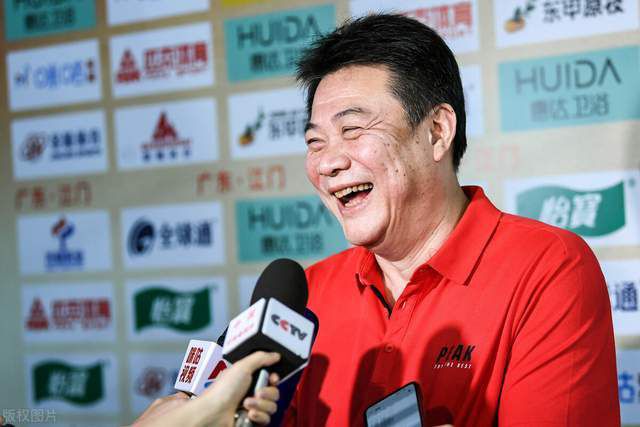 亚洲三级在线视频