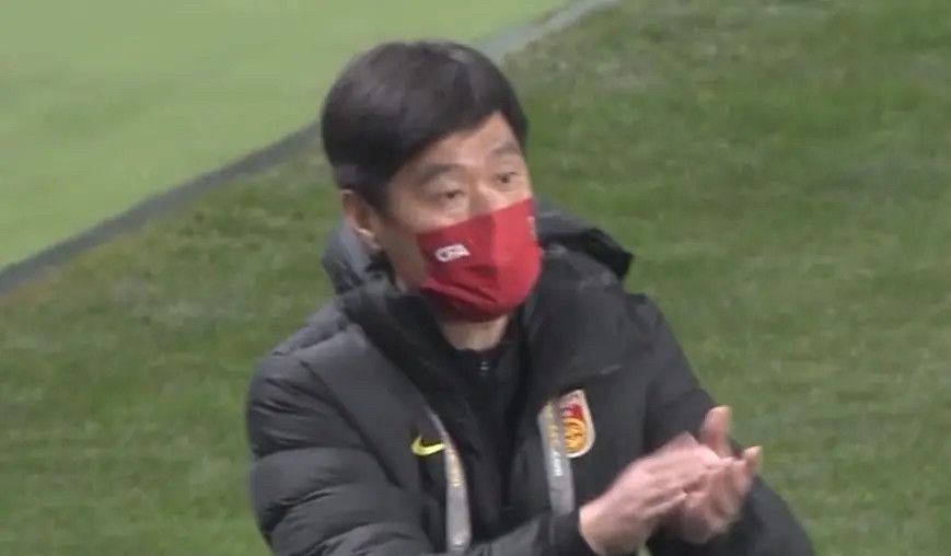 美妇岳出轨迎合高潮