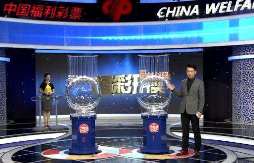 国产午夜视频在线播放